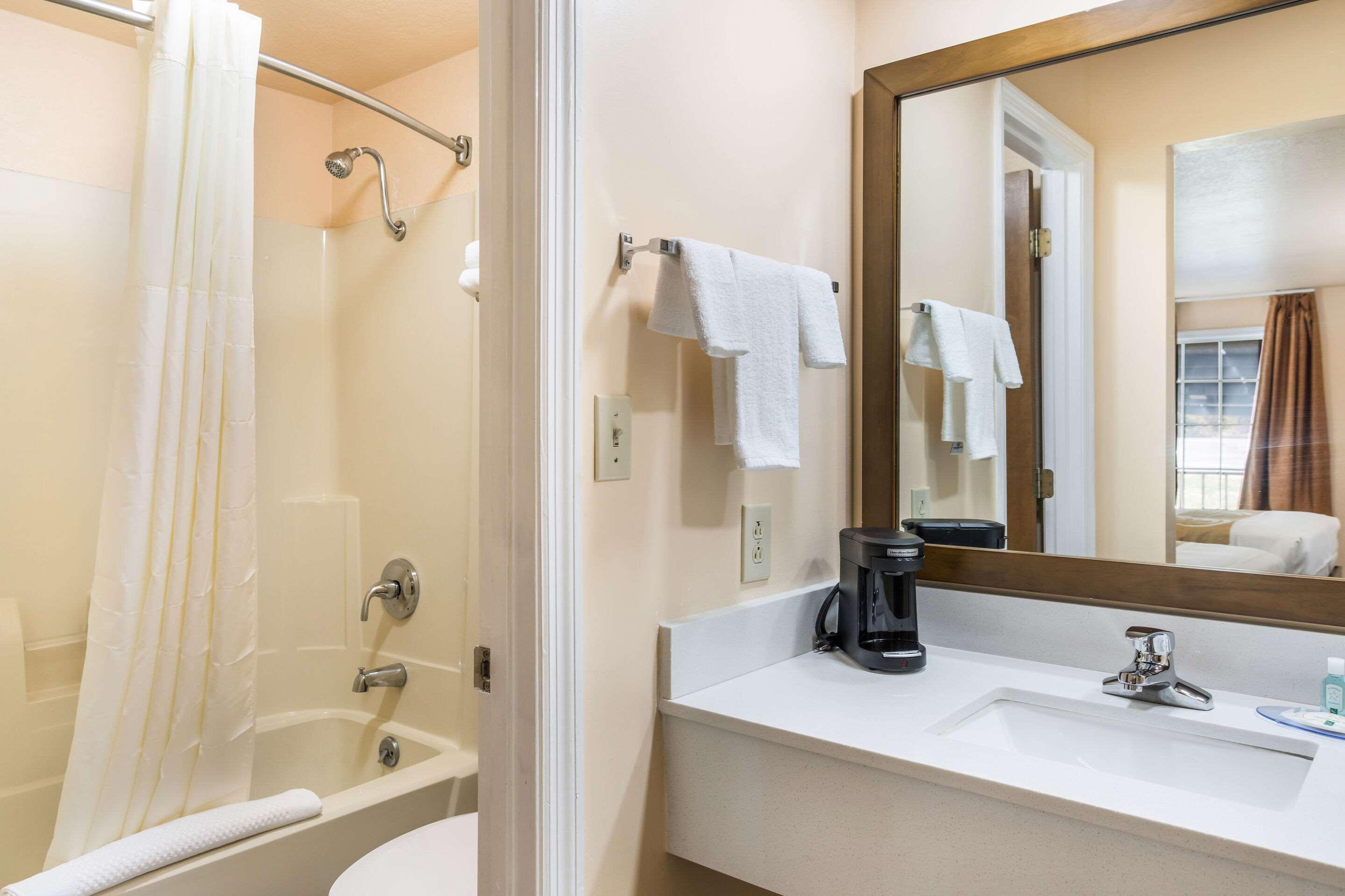 Quality Inn Pulaski Екстер'єр фото