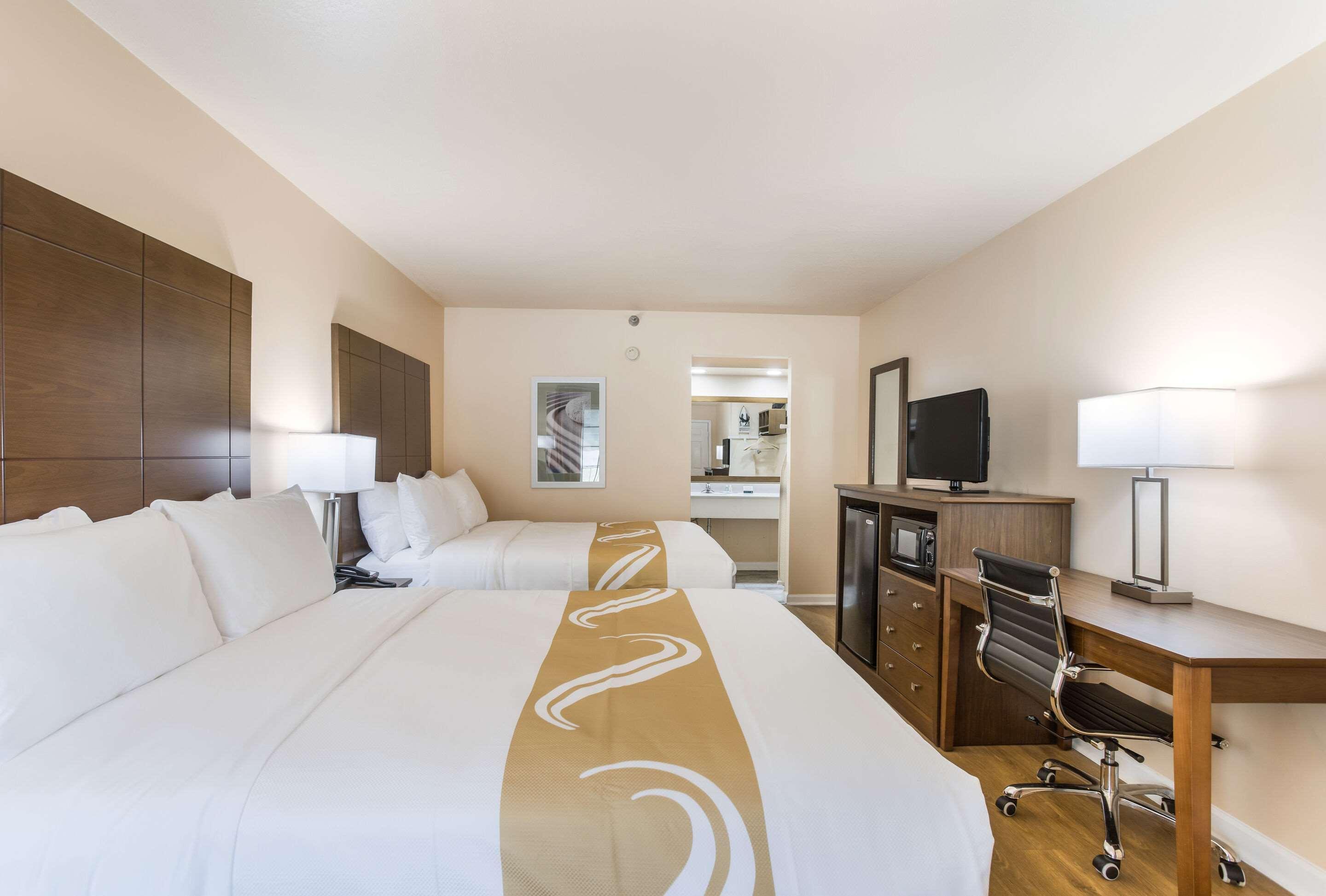 Quality Inn Pulaski Екстер'єр фото
