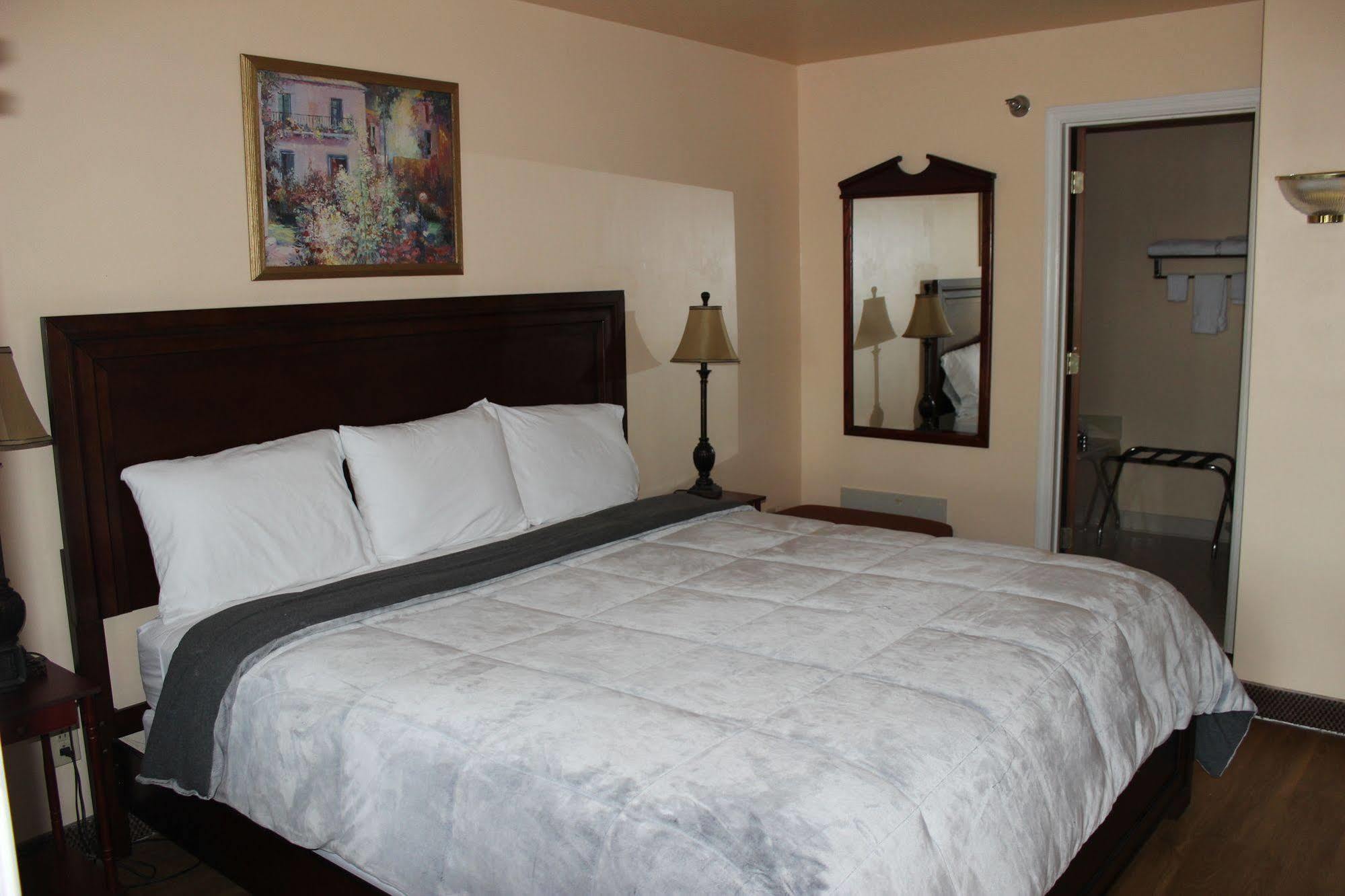 Quality Inn Pulaski Екстер'єр фото